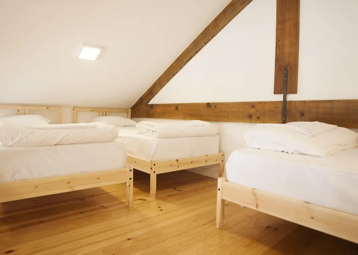 Happy Hostel&apartments Porto