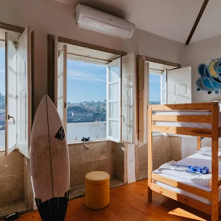 Happy & Hostel Porto