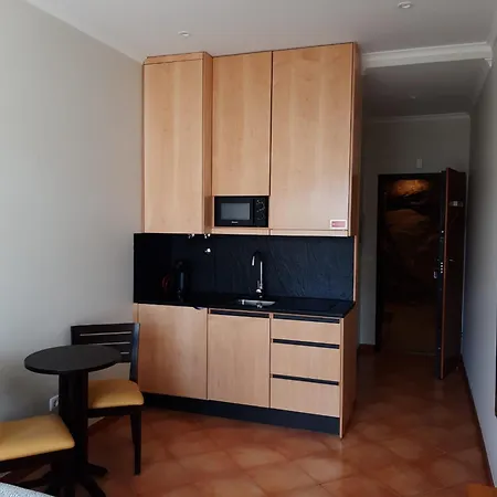Hostel Happy & Porto