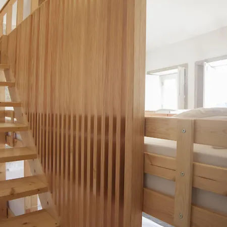 بيت شباب Happy