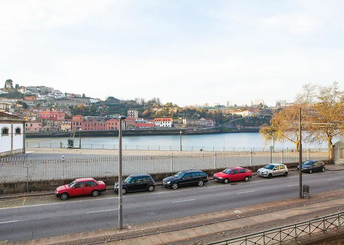 Happy Hostel&apartments *