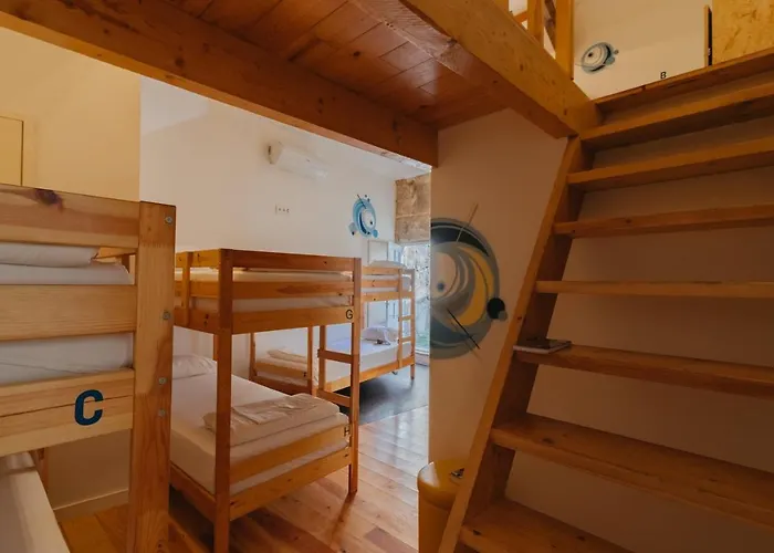 Happy Hostel&apartments Ostello *