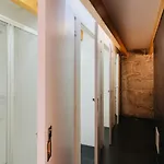 Happy Hostel&apartments Hostel *