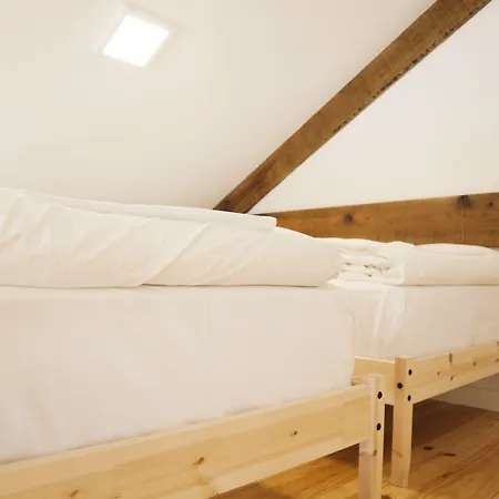 Happy Hostel&apartments * Oporto