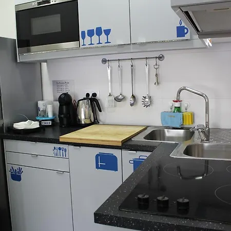 Albergue Happy & *