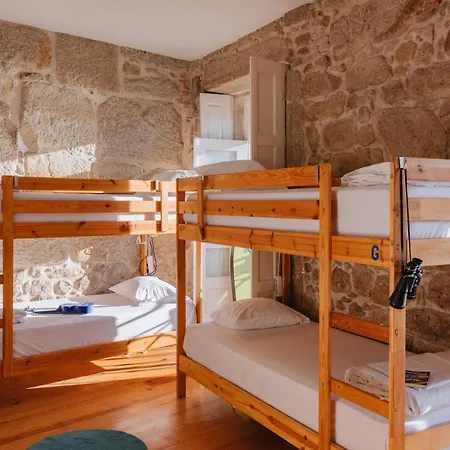 Happy & Albergue *
