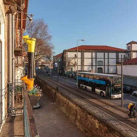 Happy Hostel&apartments Ostello